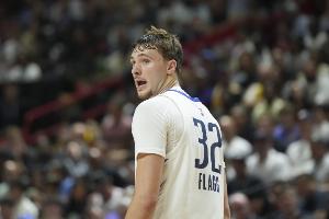 开云体育下载入口-21中5！弗拉格谈夏联首秀：可能是生涯最差表现之一 但赢球才重要