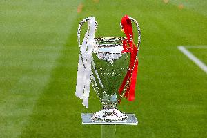 开云体育下载入口-队报：欧冠没打算取消加时赛，曼联5-4里昂说明了加时的吸引力